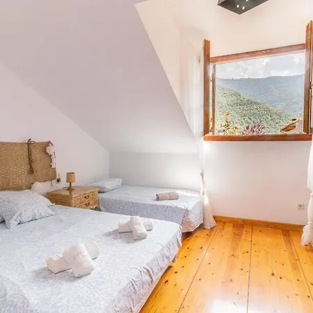 Mountain Escape For Families & Friends In Pyrenees *