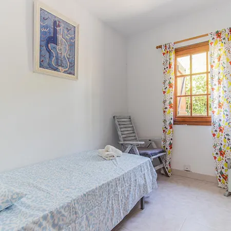 Mountain Escape For Families & Friends In Pyrenees Chalet *